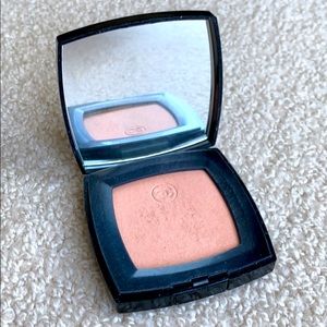 Chanel blush